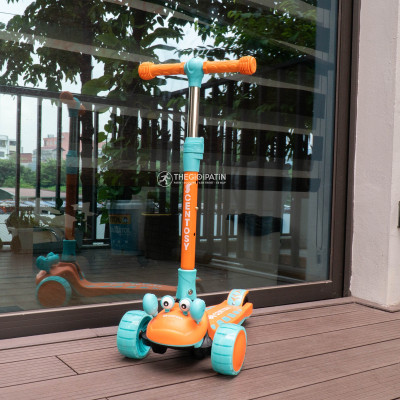 Xe Scooter Trẻ Em Centosy-XT 306, Có Nhạc, Có Đèn Phát Sáng, Điều Chỉnh Được Chiều Cao, Có 3 Màu