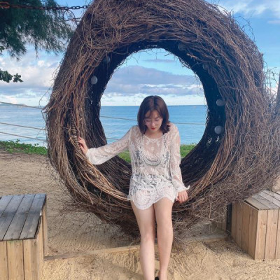 Áo ren lưới dài tay đi biển mặc ngoài bikini & croptop, dáng chui đầu dễ mặc, phom rộng sexy quyến rũ, chất ren dày dặn mịn đẹp | AR020