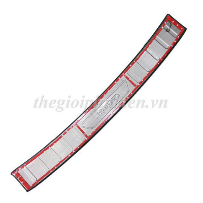 BỘ SẢN PHẨM Nẹp bước chân và ốp chống trầy cốp Vinfast Fadil - Mẫu Titan