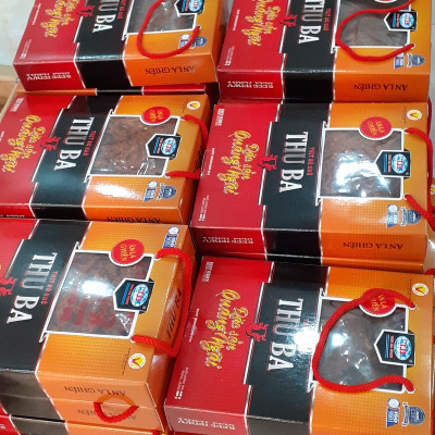 Combo 1 hộp bò khô sợi  500gr+ 1 hộp khô lát 500gr quà tặng