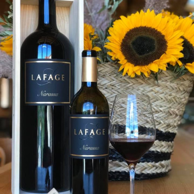 Rượu vang Organic Famille Lafage Narassa 2018 (Pháp) kèm túi hộp,đồ khui  