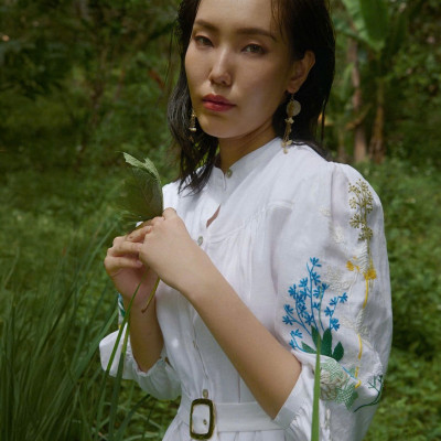 Đầm Linen Thêu Tay Mơ DRE206 thời trang thiết kế Hity