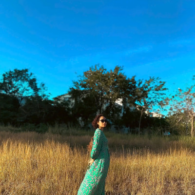 Đầm Midi Dáng Suông Dài Qua Bắp Chân Viscose In Hoa Hà Giang DRE186 Thời trang Hity