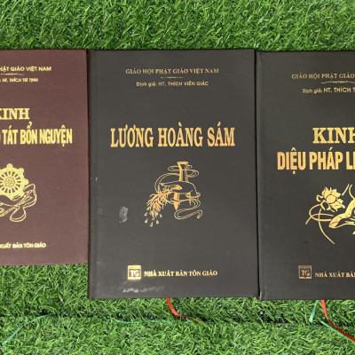 Sách - Combo 2 Quyển Kinh: Kinh Địa Tạng Bồ Tát Bổn Nguyện Trọn Bộ (bìa da) + Kinh Diệu Pháp Liên Hoa ( Bìa da)