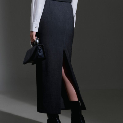 Chân váy bút chì ZELDA túi sườn diễu, xẻ sau màu xám chì thiết kế cao cấp WHITE CHIC