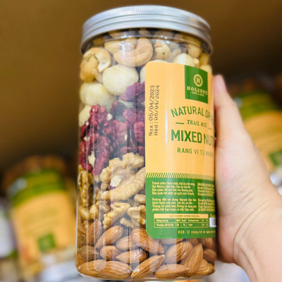 Mix nhân hạt cao cấp Thương Hiệu HOLINUT / Nhân óc chó vàng, nhân óc chó đỏ, nhân macca, hạt hạnh nhân, hạt điều - đóng gói 500gr