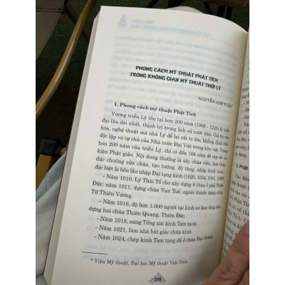 Sách - Phật Tích - Trung Tâm Phật Giáo Cổ Nhất Ở Việt Nam