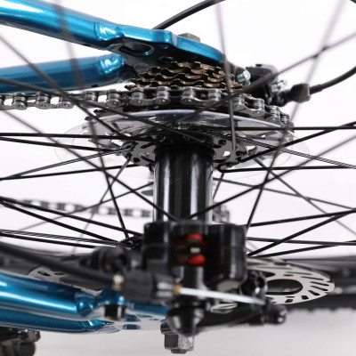 Xe đạp thể thao CALLI 1600 Khung hợp kim nhôm cao cấp, có 2 kích cỡ lựa chọn phù hợp với người cao 1m40 trở lên