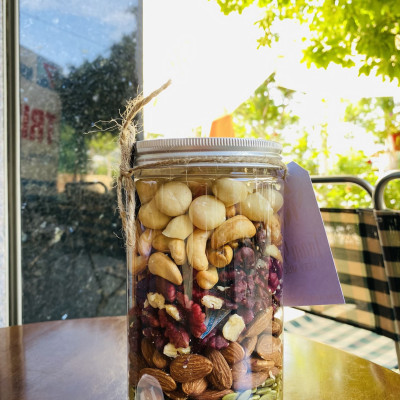 MIX 5 LOẠI HẠT DINH DƯỠNG CHỌN LỌC - Nhân óc chó đỏ, Nhân macca, Hạt điều rang, Hạnh nhân rang, Hạt bí xanh/ đóng gói 500gram