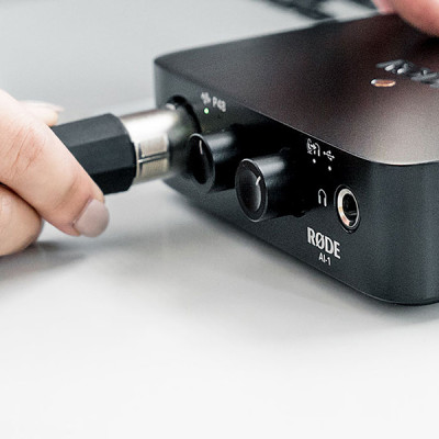 Rode AI-1 - Sound Card Thu Âm 48V Cao Cấp, Nhỏ Gọn Cho Studio, Karaoke Trực Tuyến, Broadcast - Hàng Chính Hãng