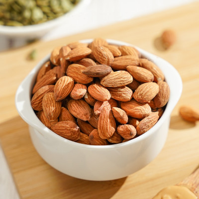 Hạnh Nhân Tươi Chuẩn Nhập Khẩu Mỹ DATE mới liên tục, dùng làm sữa hạt - Thương Hiệu HOLINUT 