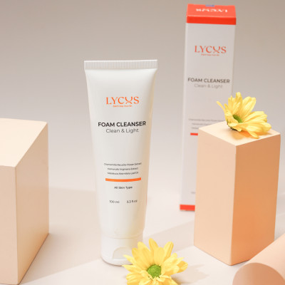 Gel Rửa Mặt Lycos Clean & Light, Sữa rửa mặt Lycos cây phỉ phù hợp da dầu mụn : Sáng da, sạch mụn, sạch bụi bẩn bã nhờn