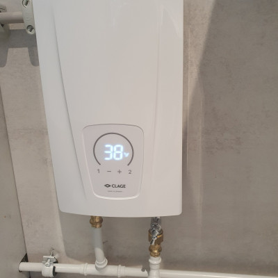 Máy nước nóng trực tiếp CLAGE CEX9 Plus, Chống Giật, Điều Khiển Thông Minh Làm Nước Nóng Trực Tiếp - Hàng Chính Hãng