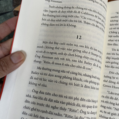 TÔI BIẾT TẠI SAO CHIM TRONG LỒNG VẪN HÓT (Giới thiêu bởi Oprah Winfrey) – Maya Angelou – Quế Chi dịch – BestBooks – NXB Văn Học (Bìa mềm)