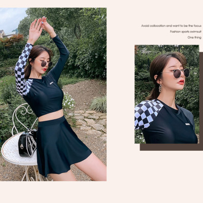 Bộ đồ bơi bikini nữ 2 mảnh dài tay chống nắng kín đáo đi tắm biển - B.34