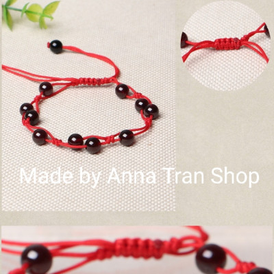 Vòng tay Nữ phong thủy gắn hạt đá huyền thạch kết thủ công dễ thương