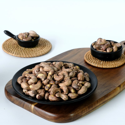 Hạt điều rang cao cấp 270g DGfoods/Roasted cashew/HVNCLCL/hạt điều bình phước/ đặc sản cần thơ, Ăn chay