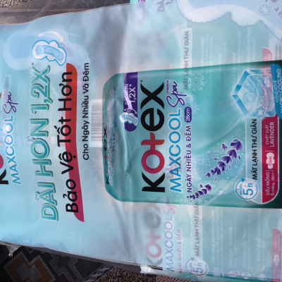 28cm- 1 Gói Kotex MaxCool Ngày Nhiều Và Đêm 28cm - Mỗi Gói 6 Miếng -Hsd Mới
