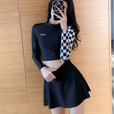 Bộ đồ bơi bikini nữ 2 mảnh dài tay chống nắng kín đáo đi tắm biển - B.34