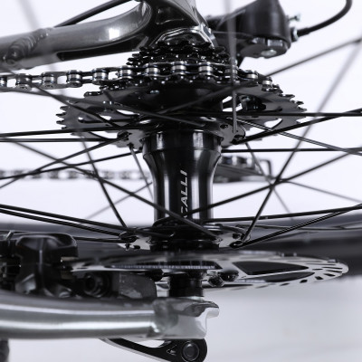 Xe đạp thể thao CALLI 4100 Khung nhôm cao cấp không mối hàn, Phanh dầu thủy lực 