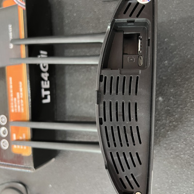 Phát wifi từ sim 4G MIXIE LTE4G hỗ trợ 32 user phát sóng cực xa - nguồn trực tiếp 12V (Đen) HÀNG NHẬP KHẨU