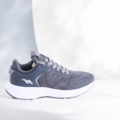 Giày thể thao Biti