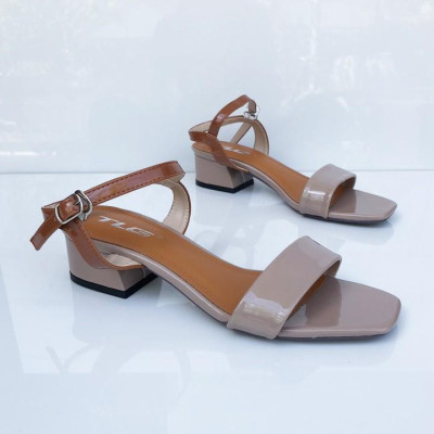 Siêu phẩm Sandal hot trend trẻ trung năng động 21337