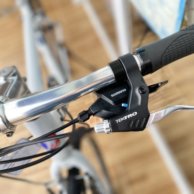 XE ĐẠP THỂ THAO ĐƯỜNG PHỐ TOURING CHEVAUX FK PRO 